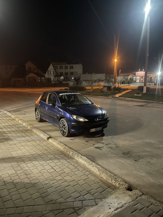 Peugeout 206 1.1 Бенз