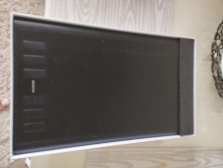Профессиональный графический планшет Hulon new 1060+. Состояние новое