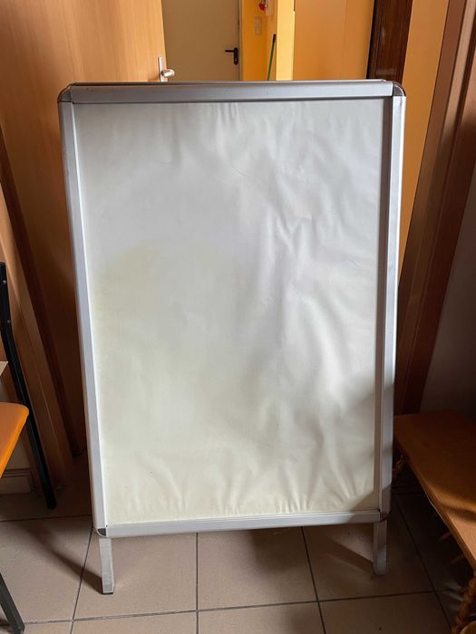 stojak reklamowy format B1
