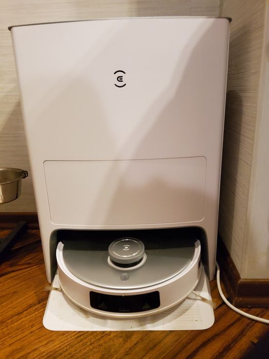 Робот пылесос Ecovacs Deebot T20 OMNI (DLX23)