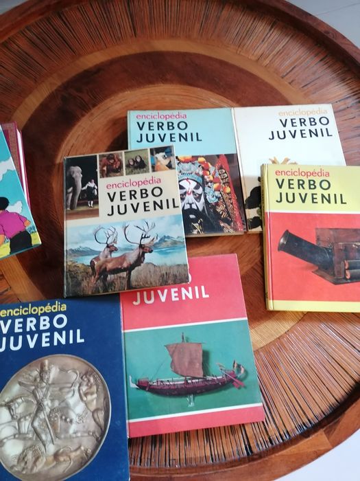 Coleção de livros diversos