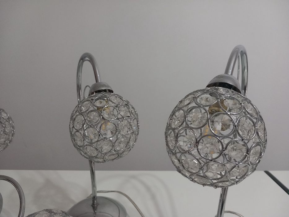 Conjunto de candeeiro de teto e candeeiros de mesa de cabeceira