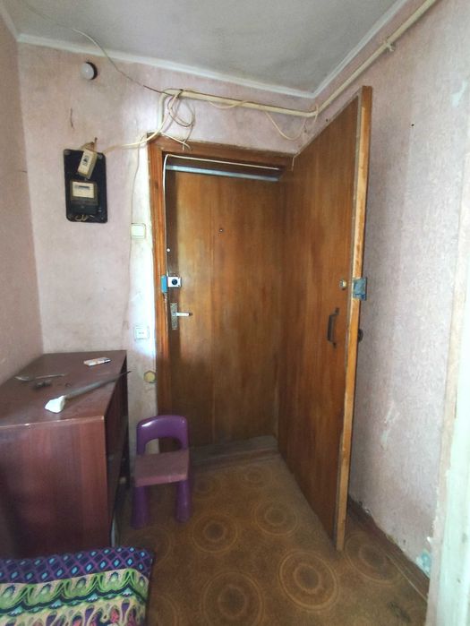 2-кімн. квартира, потребує ремонту, ХТЗ, просп. Олександрівський