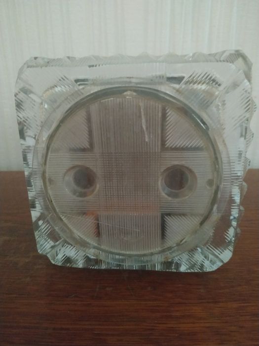 Годинник настільний електронно-механічний