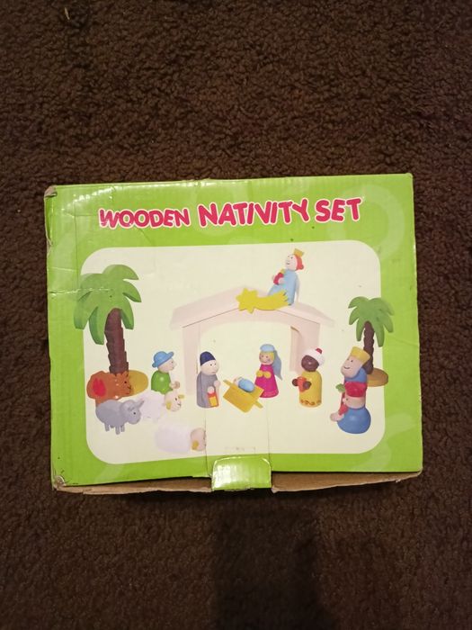 Szopka bożonarodzeniowa drewniana z drewna dla dzieci