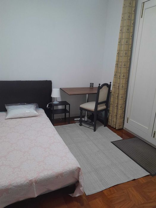 Quarto Zona Cristo Rei Porto