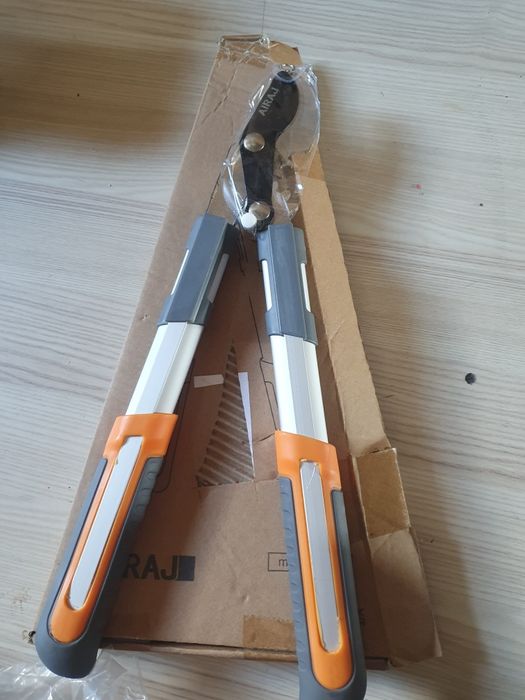 Sekator nożycowy Airaj sekator do gałęzi