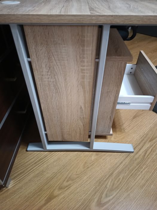 Komplet mebli biurowych BRW seria OFFICE jak nowe