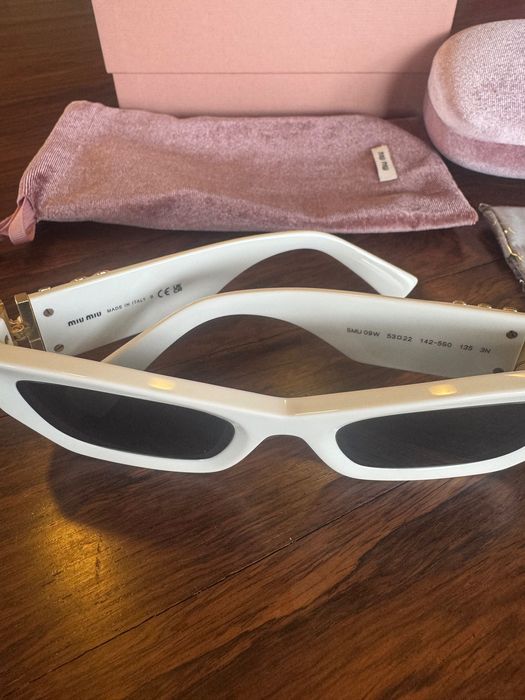 Óculos do sol MiuMiu novo