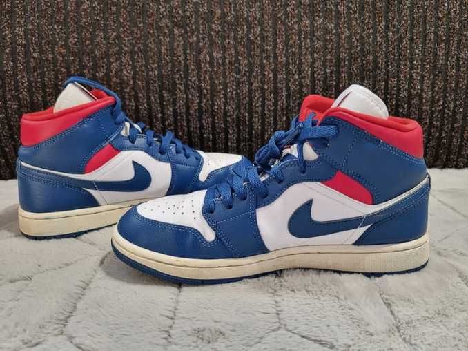 Buty WMNS Air Jordan 1 Mid, 40,5