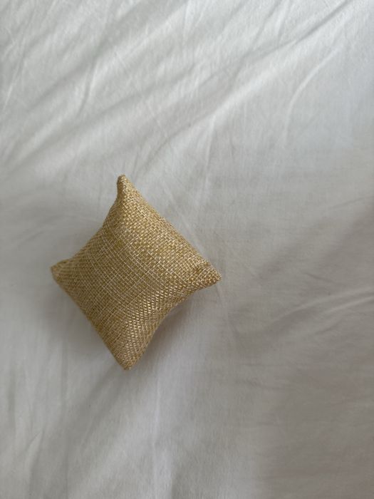 Poduszka na zegarek i bransoletki