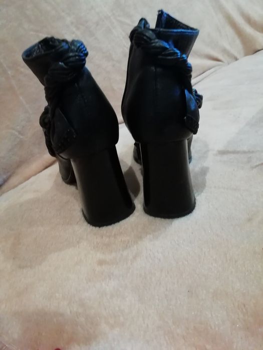 Продам ботинки, сапоги, сапожки