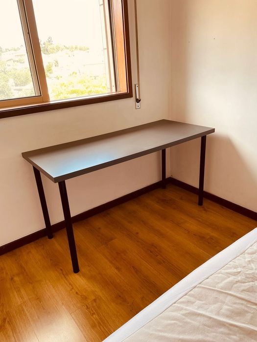 Alugo quarto de casal