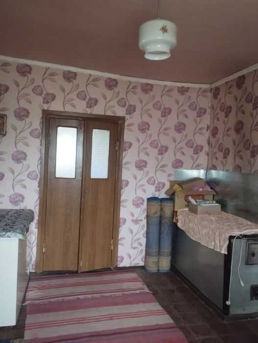 Продам будинок в м. Карлівка