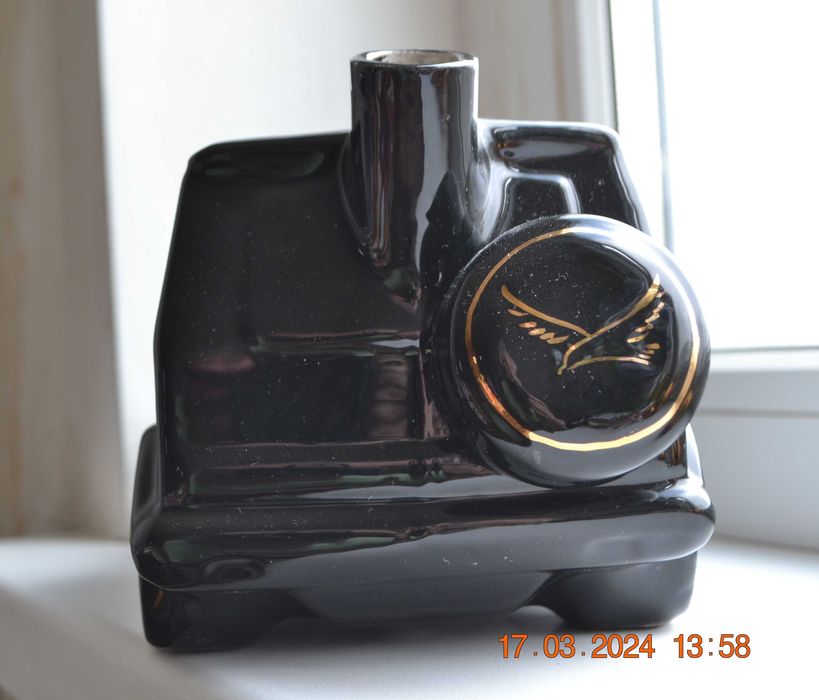 Штоф фарфоровый "Джип Мерседес G-class". 1987 г. Длина 27 см. 13 см.