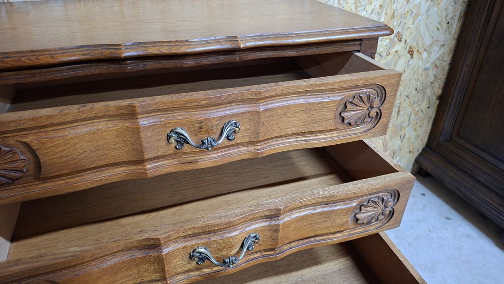 Komoda ludwikowska z szufladami