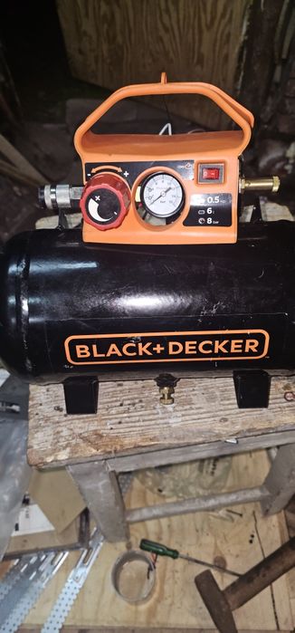 Kompletny Zbiornik 6 litrowy do kompresora BLACK DECKER  brak silnika
