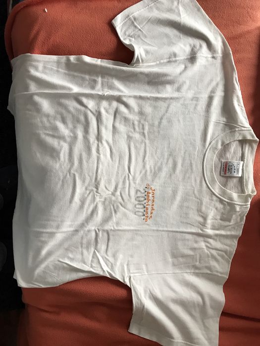 T-shirt 1€ aproveitem para evitar mudanças pesadas