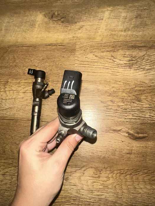 Форсунки на megane 3 1.5 dci  166006212R