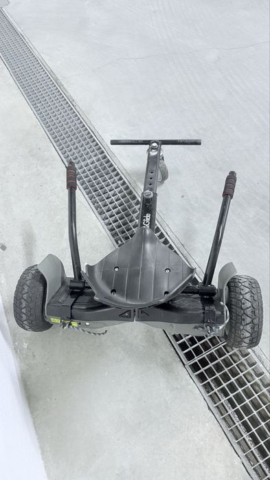 Vendo hoverboard com cadeira