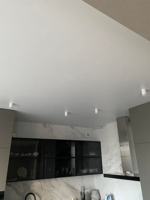 Натяжні Стелі /НовояворівськСтаричі / Шкло