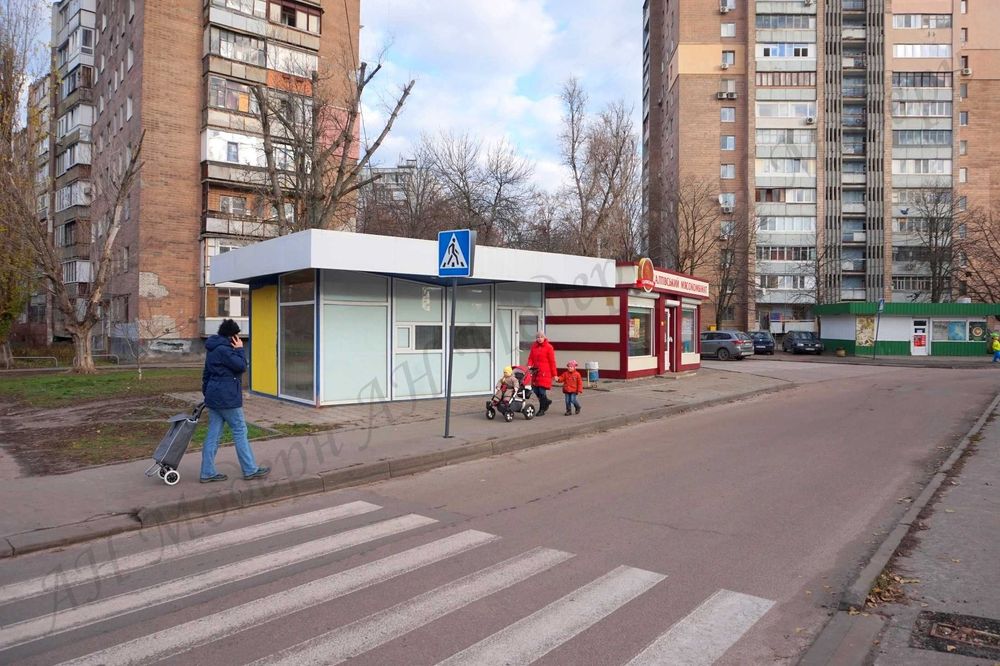 Павільйон на Аерокосмічному/Чугуївській поряд гімназія Харків оренда