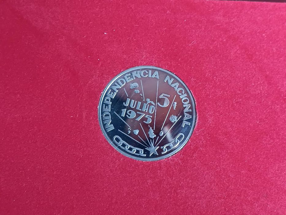 Moeda prata prof de 2,50 escudos. Cabo Verde