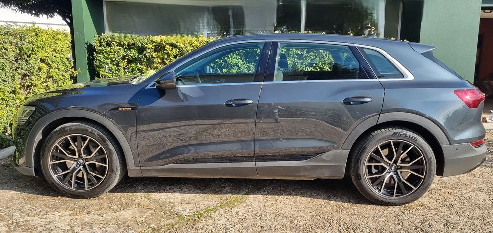 Audi e-tron 55 quattro