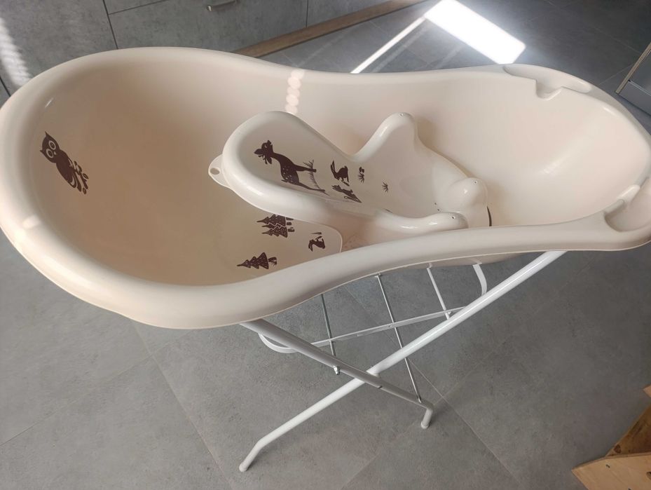 Wanienka ze stelażem