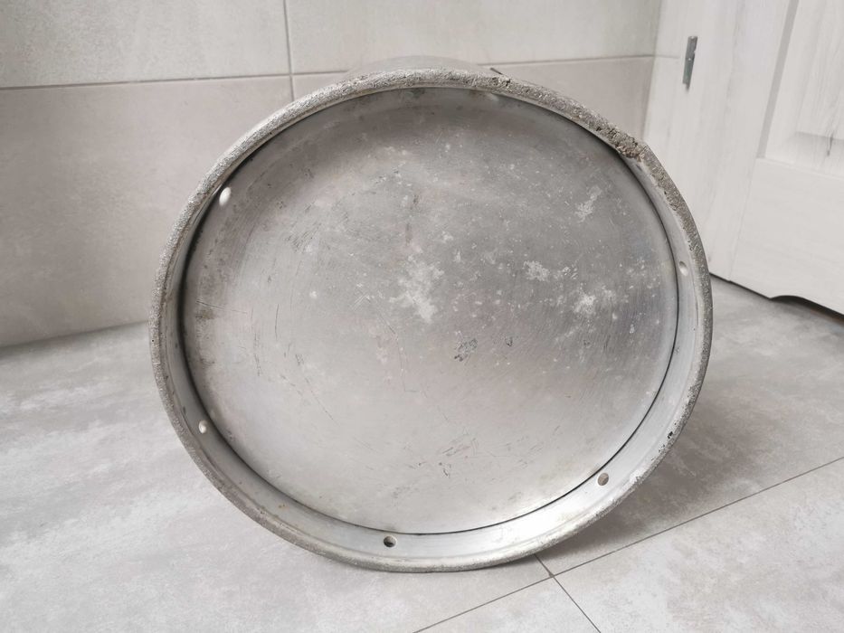 Vintage duża aluminiowa kanka konwia na mleko, donica na kwiaty