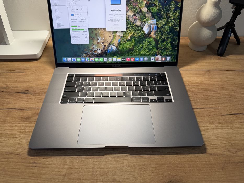 MacBook Pro 16 2019 Intel i9 32GB RAM 1TB SSD Radeo 5300