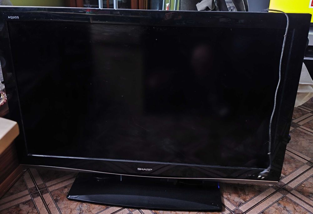 Telewizor SHARP 46cali