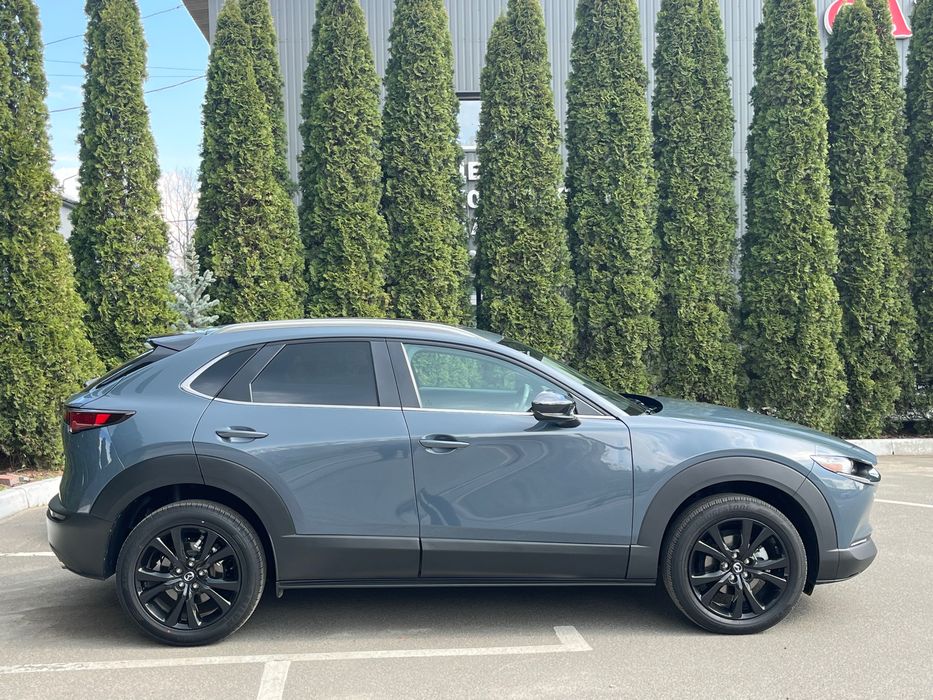 Продам мазду сх 30