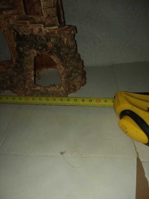 Продам замок для акваріуму великий