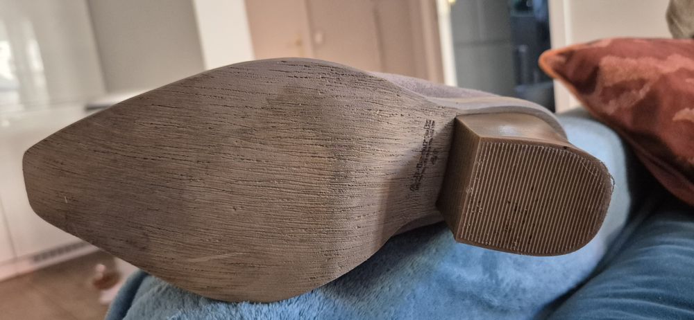 Buty kowbojki zamszowe Beyco ręcznie szyte