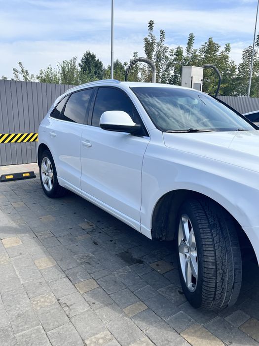 Audi q5 2011.