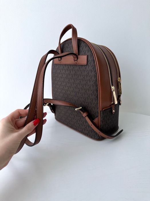 Жіночий брендовий рюкзак Michae Kors Adina medium backpack женский