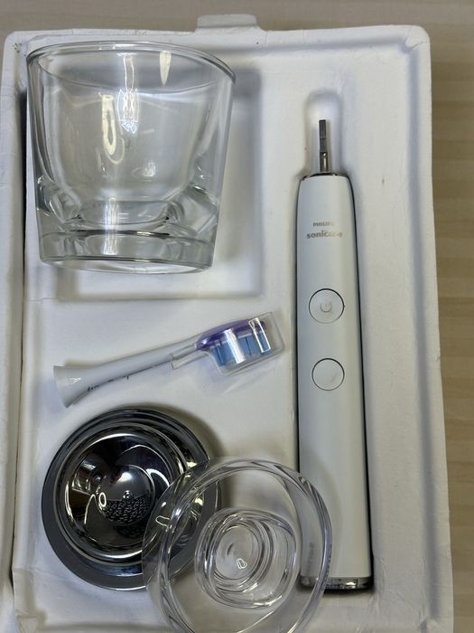 Philips Sonicare 9300 DiamondClean HX992W Bluetooth
