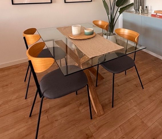 Mesa Jantar e 4 cadeiras