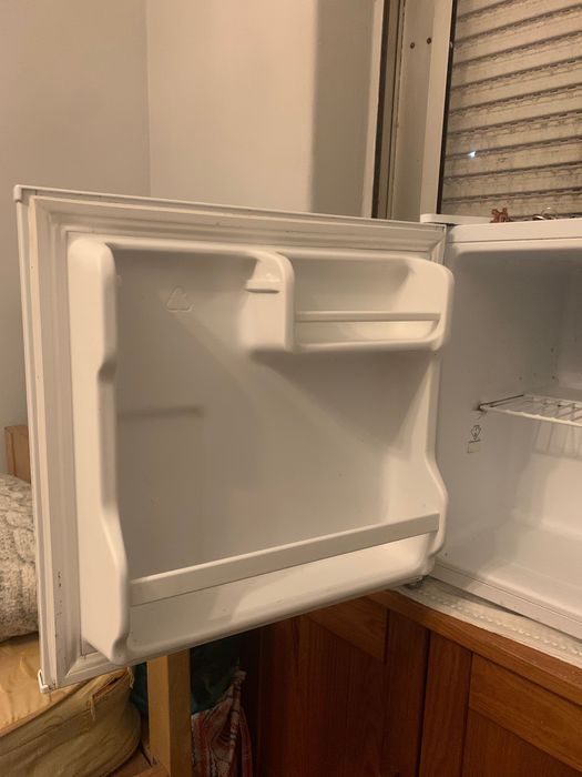 Frigobar super conservado