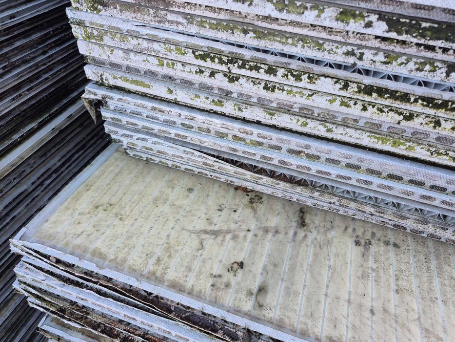 Poliwęglan komorowy  używany