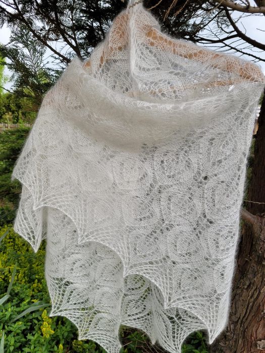 Ażurowa chusta Gail