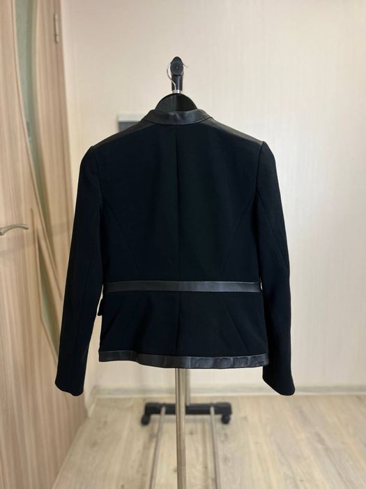 Жіночий жакет куртка michael kors