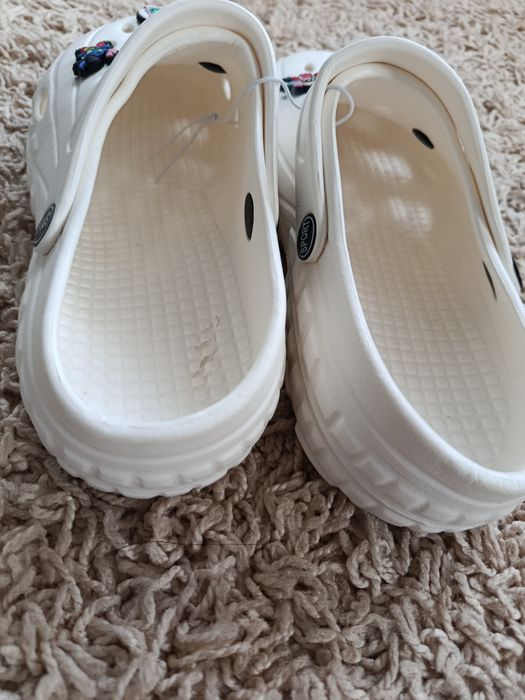 Buty medyczne białe wygodne