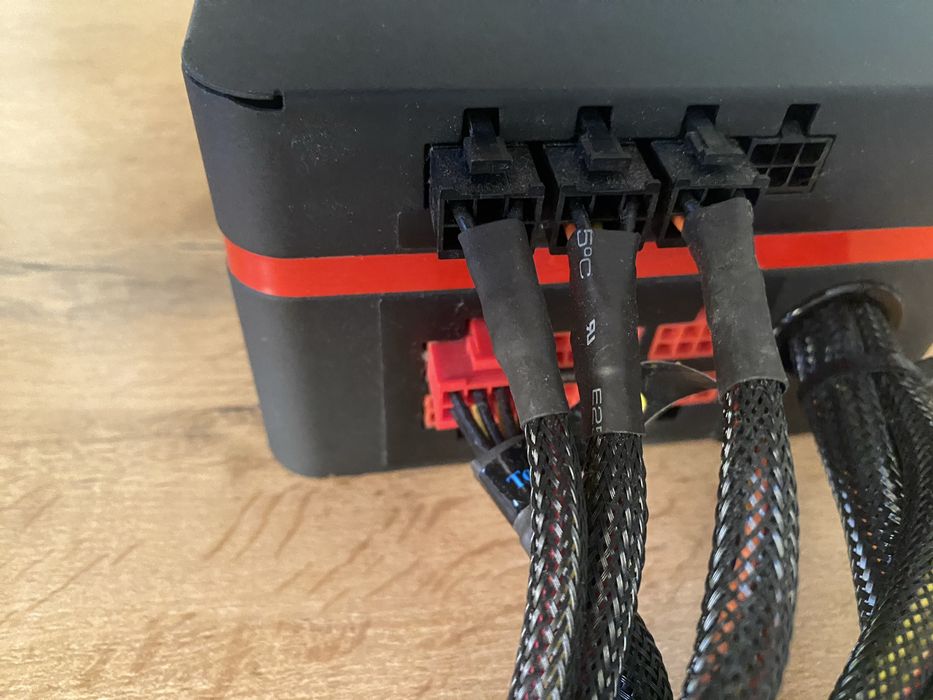 Zasilacz Thermaltake Toughpower Grand 1050W