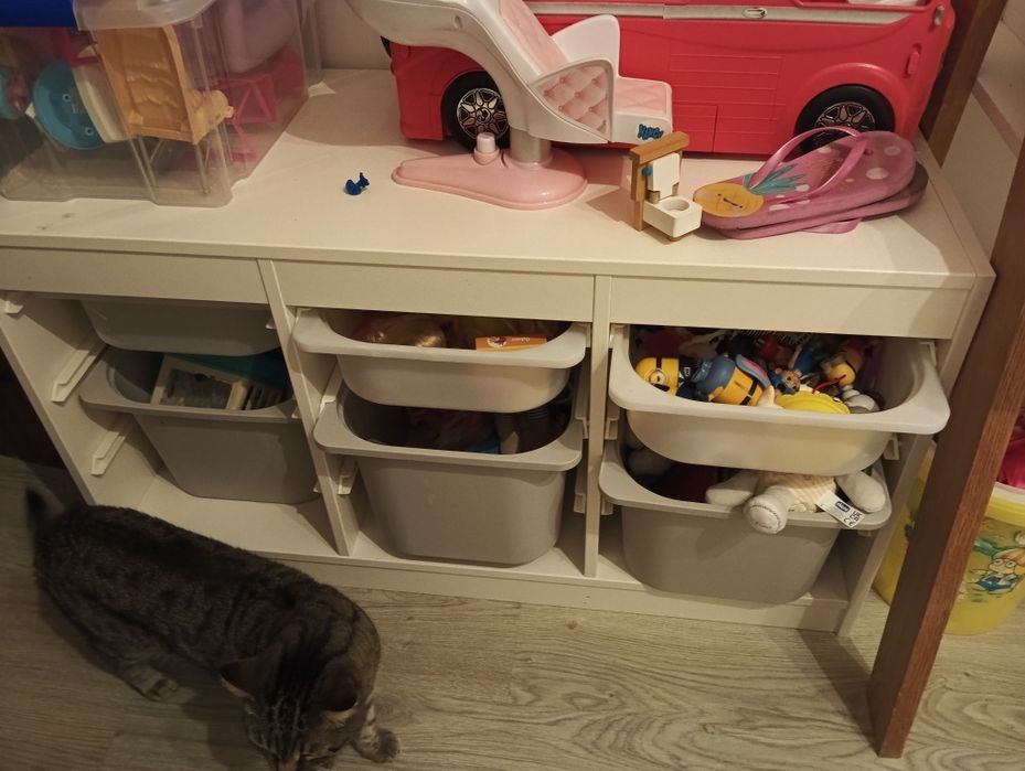 Móvel IKEA ideal para brinquedos