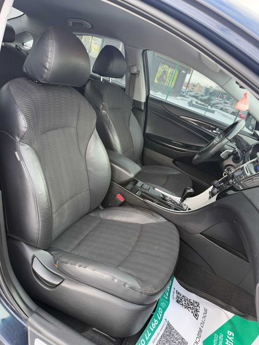 Продам Hyundai Sonata 2011 рік можлива розстрочка,кредит,обмін!