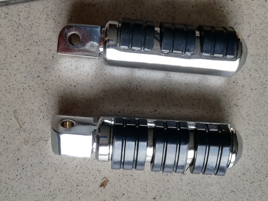 Podnóżek pasażera Honda Shadow Vt 125