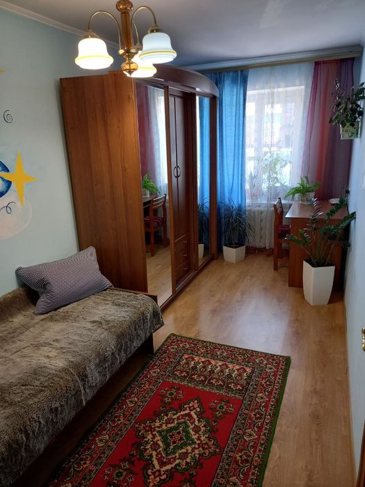 Продаж 3 кімнатної квартири в центрі м Шептицький.Розглядаємо державні програми.