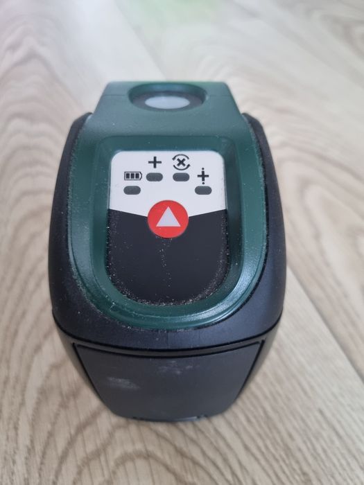 Laser krzyżowy BOSCH Universal Level 2 Basic